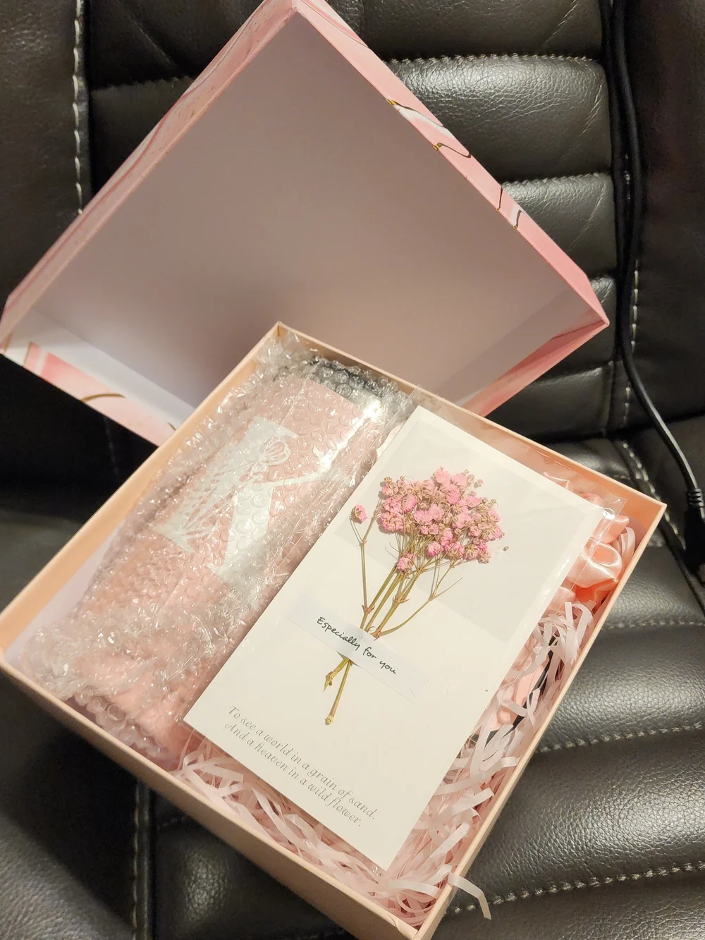 Pink Bath & Body Gift Set Tumbler With Letter K - Fragrance & Bath Essentials